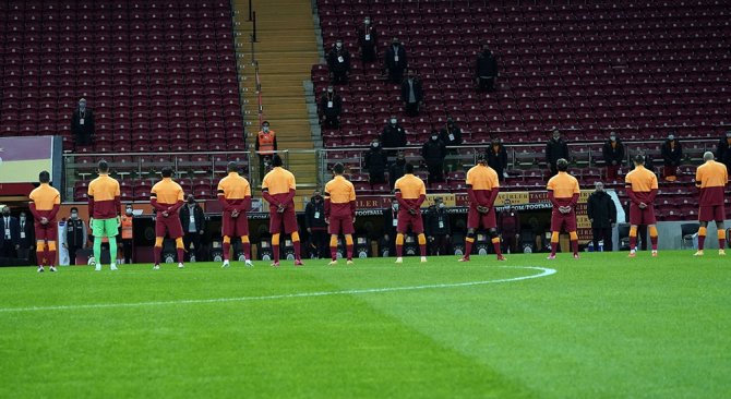 Süper Lig: Galatasaray: 0 - Mke Ankaragücü: 0 (Maç Devam Ediyor)