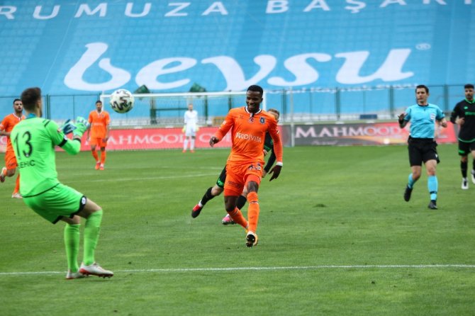 M. Başakşehir Konyaspor’u 2-1 Mağlup Etti