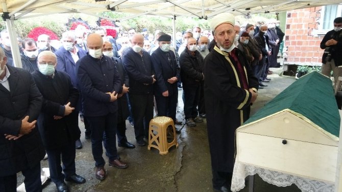 Bakan Karaismailoğlu, Kayınpederinin Cenaze Namazına Katıldı