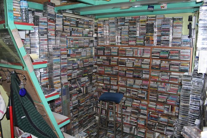 Müzikteki Dijitalleşmeden Etkilenmedi, 40 Yıldır Kaset Satıyor