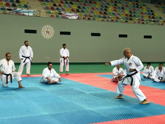 Türkiye Karate Federasyonu’nun ’Antrenör Gelişim Seminerleri’ Trabzon’da Düzenlendi