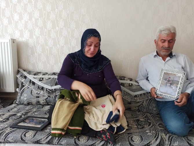 Siirtli Aile, Teröristlerce Dağa Kaçırılan Çocuklarının Döneceği Günü Bekliyor