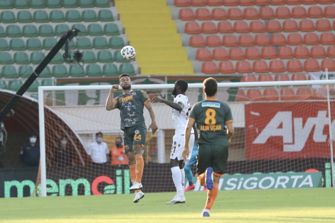 Aytemiz Alanyaspor İle Trabzonspor Yenişemedi