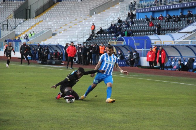 Bb Erzurumspor İle Göztepe Maçı 1-1 Berabere Bitti