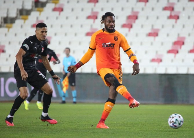 İlk Yarıda Tek Gol Var
