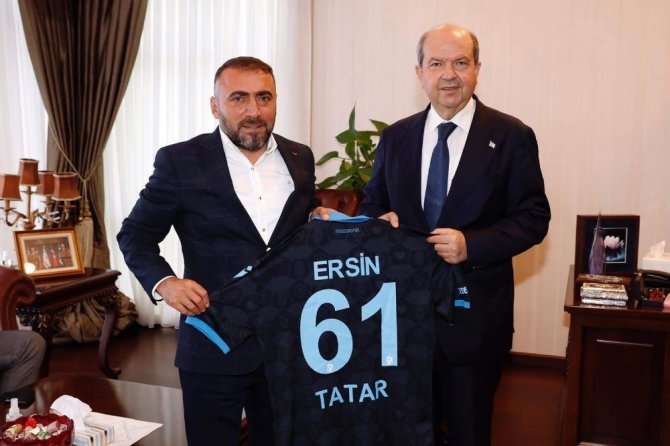 Yavru Vatan’da Yaşayan Trabzonsporlu Çocukların Forma Sevinci
