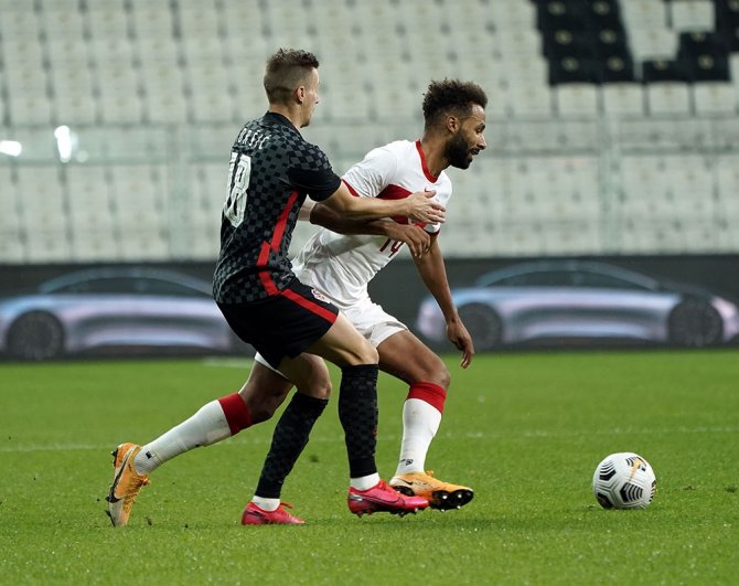 Türkiye İlk Yarıyı 2-1 Üstün Bitirdi
