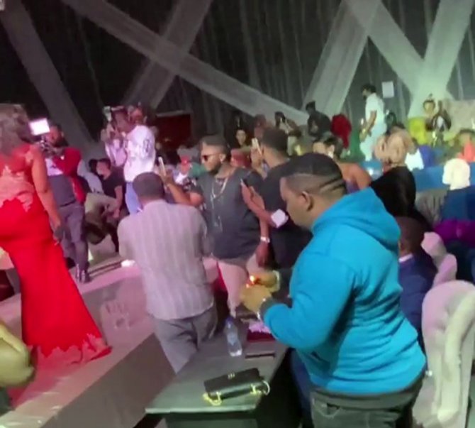 Esenyurt’ta Gece Kulübünde "Miss Uganda" Güzellik Yarışması