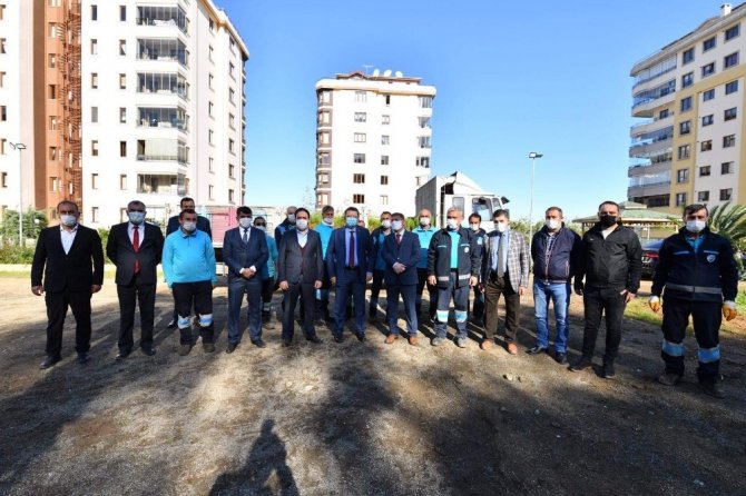 Ortahisar Belediyesi’nden Antakya Belediyesi’ne 4 Bin 61 Adet Fidan Bağışında Bulundu