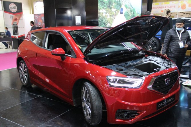 Kktc’nin Yerli Otomobili ’Günsel’ İstanbul’da