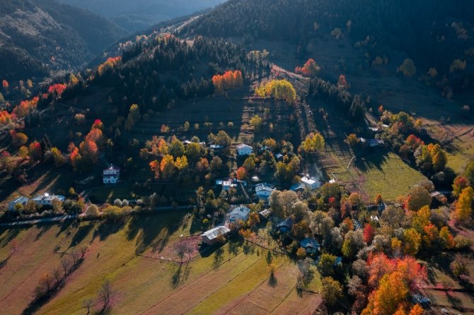 Artvin’de Masalsı Sonbahar Manzaraları