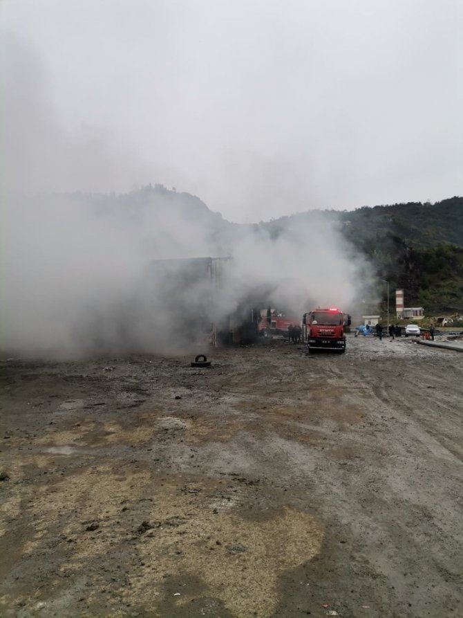 Giresun’da Katı Atık Çöp Tesisinde Yangın