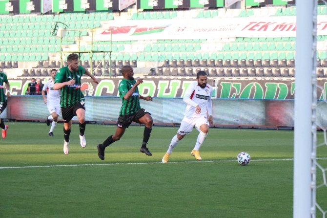 Süper Lig: Denizlispor: 0 - Gaziantep Fk: 1 (Maç Sonucu)