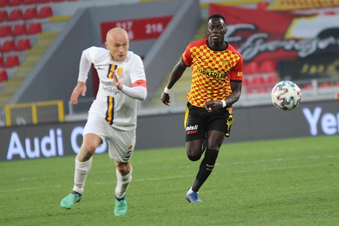 Süper Lig: Göztepe: 3 - Ankaragücü: 1 (Maç Sonucu)