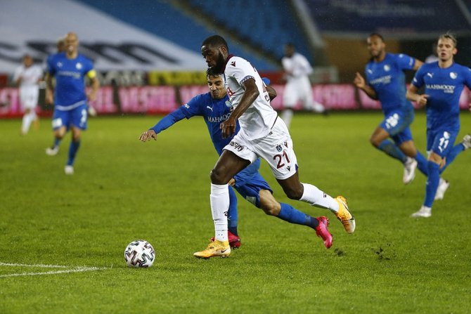 Süper Lig: Trabzonspor: 1 - Büyükşehir Belediye Erzurumspor: 0 (Maç Sonucu)