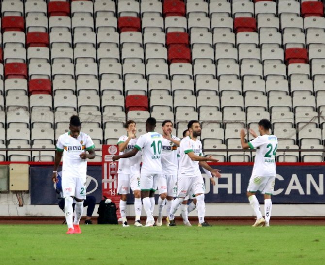 Süper Lig: Fraport Tav Antalyaspor: 0 - Aytemiz Alanyaspor: 2 (Maç Sonucu)