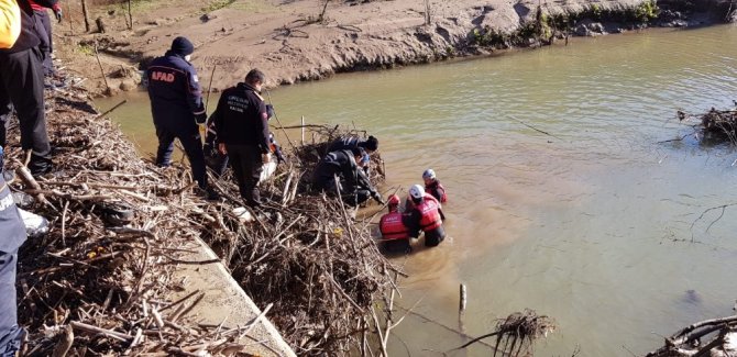 Giresun’da Dereye Uçan Aracın Kayıp Sürücüsünün Cansız Bedeni Bulundu
