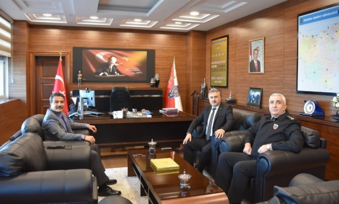 Trabzon’dan Giresun Emniyet Müdürlüğü’ne Nezaket Ziyareti