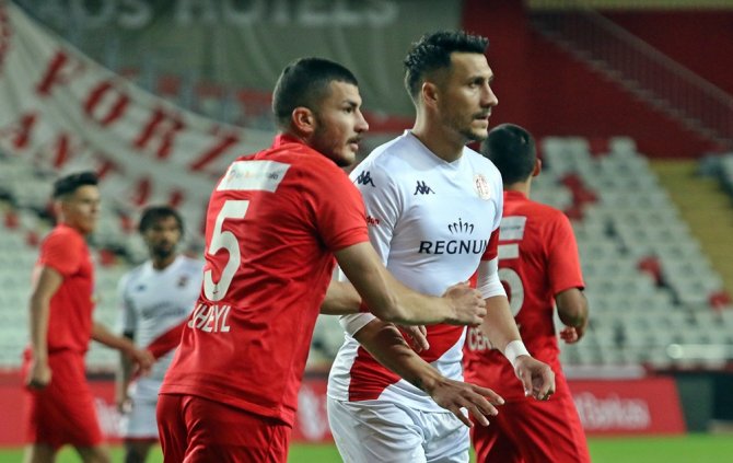 Ziraat Türkiye Kupası: Ft Antalyaspor: 2 - Pendikspor: 0