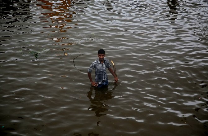Hindistan’da Nivar Fırtınası Alarmı