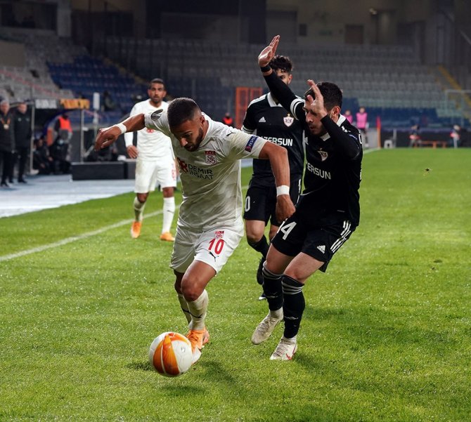 Uefa Avrupa Ligi: Karabağ: 2 - Dg Sivasspor: 3 (Maç Sonucu)