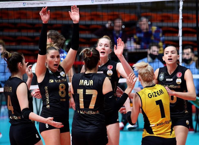 Vakıfbank, Şampiyonlar Ligi İlk Ayağını Namağlup Tamamladı