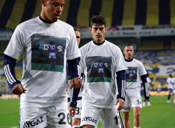 Derbide Maradona Unutulmadı