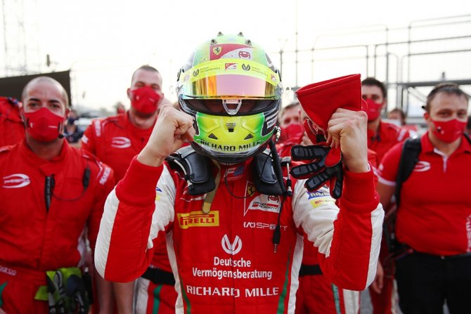 Mick Schumacher Formula 2’de Şampiyon Oldu