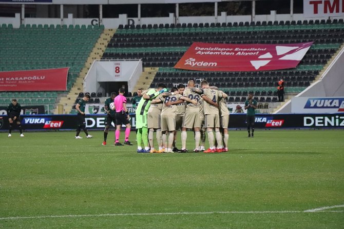 Süper Lig: Denizlispor: 0 - Fenerbahçe: 1 (Maç Devam Ediyor)