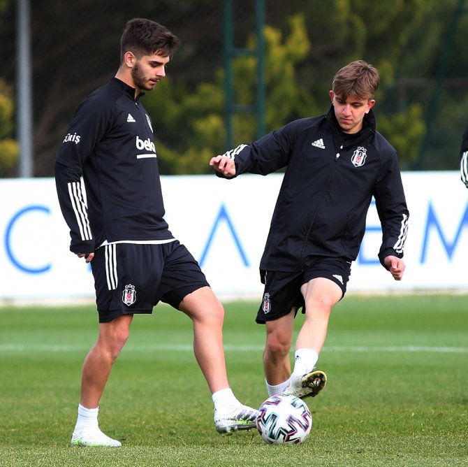 Beşiktaş’ta Aytemiz Alanyaspor Mesaisi Başladı