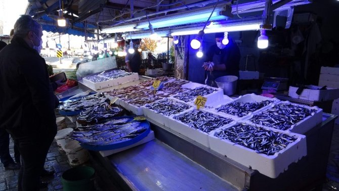 Hamsi İnce Çıkmasına Rağmen Vatandaşın Vazgeçilmez Tercihi