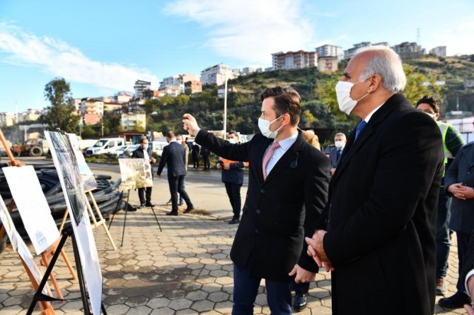 Başkan Zorluoğlu Yeni Otogar Alanında İncelemelerde Bulundu