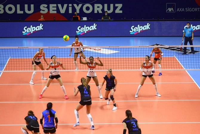 Eczacıbaşı Vitra, Cev Şampiyonlar Ligi’ne Galibiyetle Başladı