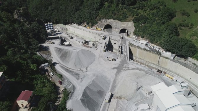 Yeni Zigana Tüneli İnşaatında Yüzde 78 Seviyesine Ulaşıldı
