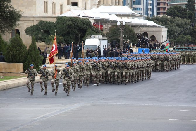 Azerbaycan, Dağlık Karabağ Zaferi’ni Kutladı