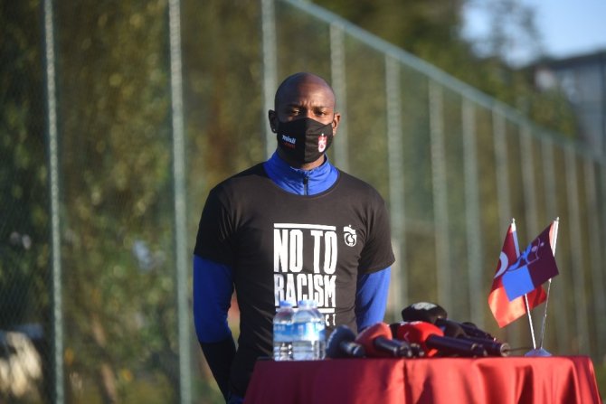 Benik Afobe: "Savaşcı Bir Ruha Sahibim"