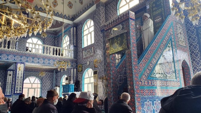 Gümüşhane’de Eller 