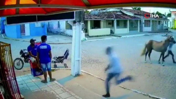 Brezilya’da “Atlı” Soygun