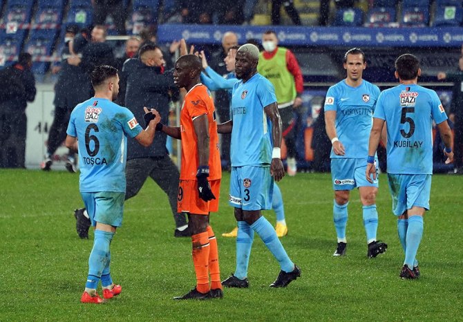 Süper Lig: Medipol Başakşehir: 1 - Gaziantep Futbol Kulübü: 2 (Maç Sonucu)