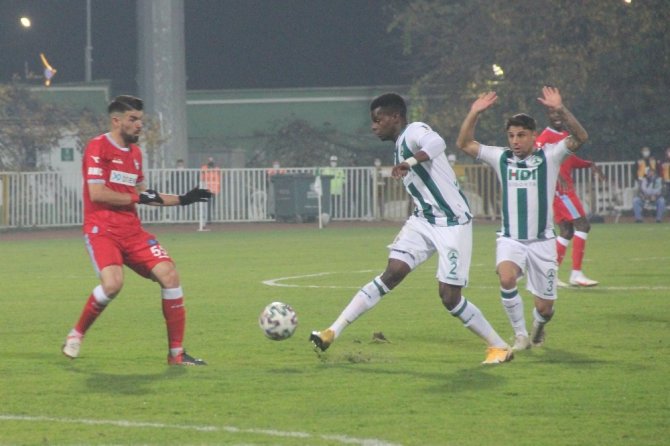 Tff 1. Lig: Giresunspor: 1 - Adana Demirspor: 0 (İlk Yarı)
