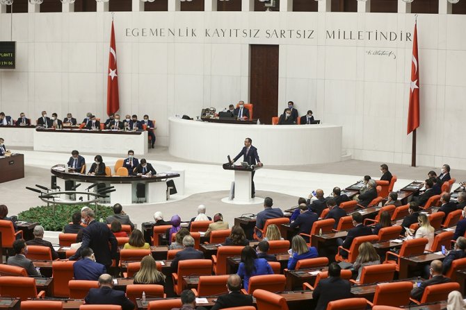 Bakan Kasapoğlu: "Pkk’nın Yakıp Yıktığı Spor Tesislerini Bir Bir Yeniden İnşa Ettik’’