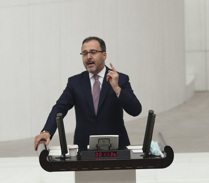 Bakan Kasapoğlu: "Pkk’nın Yakıp Yıktığı Spor Tesislerini Bir Bir Yeniden İnşa Ettik’’