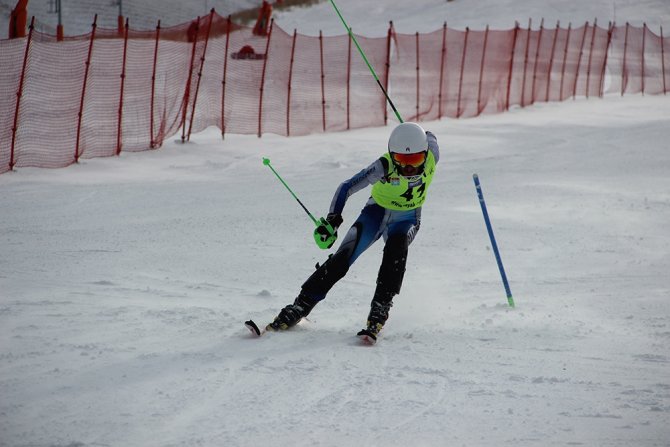 Anatolia Kupası Kayak Yarışları 11 Ülkenin Katılımıyla Erzurum’da Başladı