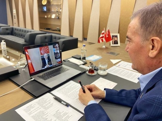 "Partimizin Çatısı Altında Bulunan Bazı Menfaat Gruplarının İnsan Olmayı Unuttuklarını Gördüm"