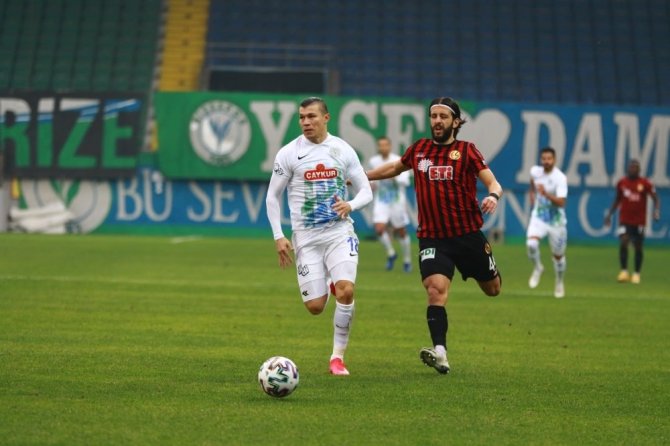 Ziraat Türkiye Kupası: Çaykur Rizespor: 3 - Eskişehirspor: 0 (İlk Yarı)