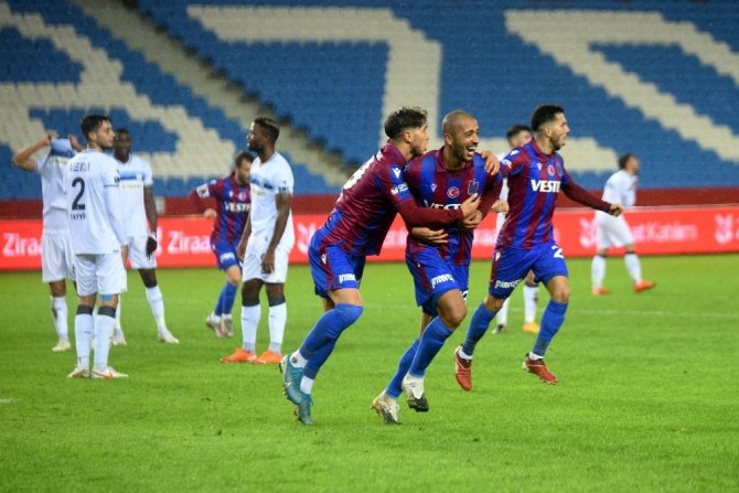 Ziraat Türkiye Kupası: Trabzonspor: 2 - Adana Demirspor: 2 (Maç Sonucu)
