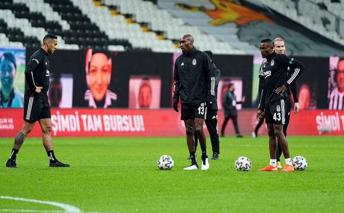 Beşiktaş’ta 5 Değişiklik!
