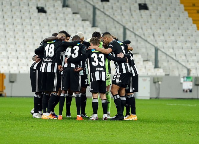 Süper Lig: Beşiktaş: 0 - Bb Erzurumspor: 0 (Maç Devam Ediyor)