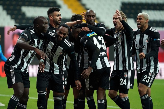 Süper Lig: Beşiktaş: 4 - Bb Erzrumspor: 0 (Maç Sonucu)
