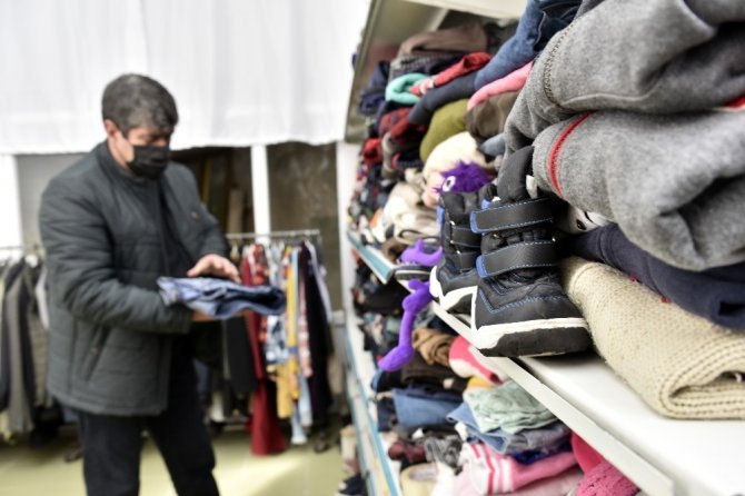 Torul’da İhtiyaç Sahipleri “Gönül Pınarı” Projesiyle Üşümeyecek